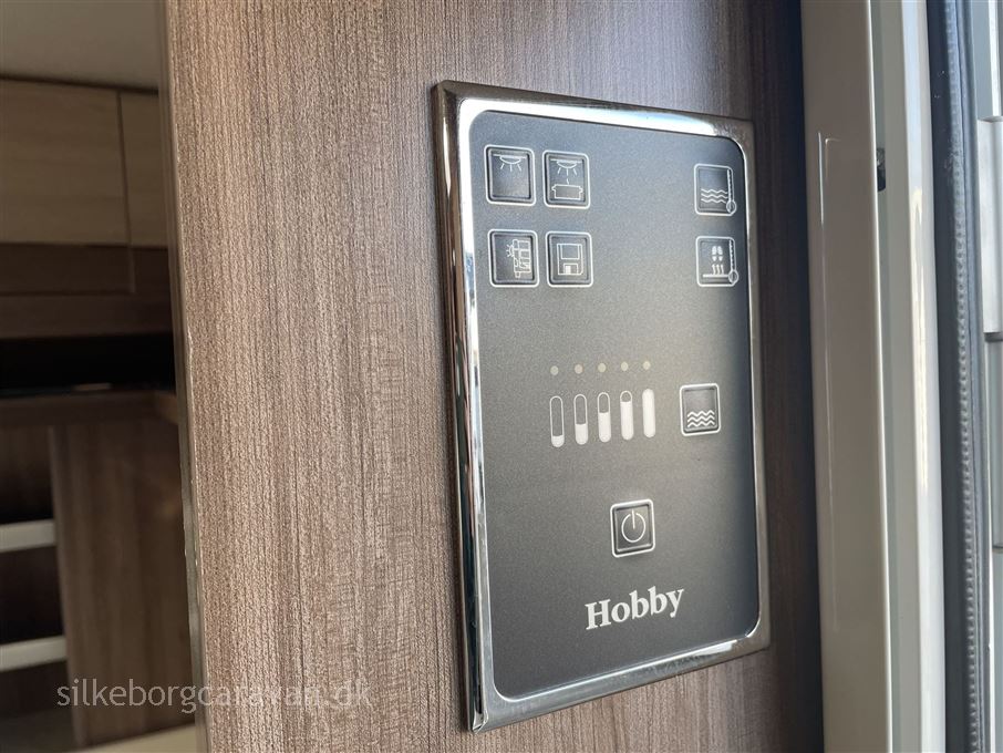 Hobby De Luxe Easy 545 KMF